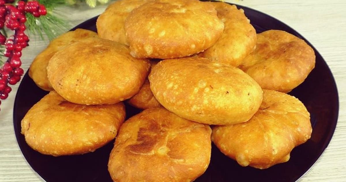 Быстрые пирожки без дрожжей: рецепт мягкого теста, которое долго не черствеет