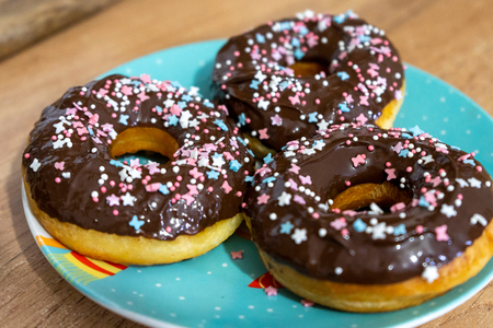 Пышные домашние пончики: простой рецепт для женщин