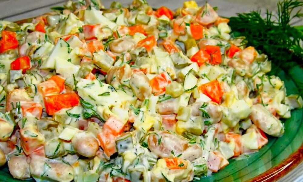 Быстрый и вкусный салат: рецепт на каждый день для женщин