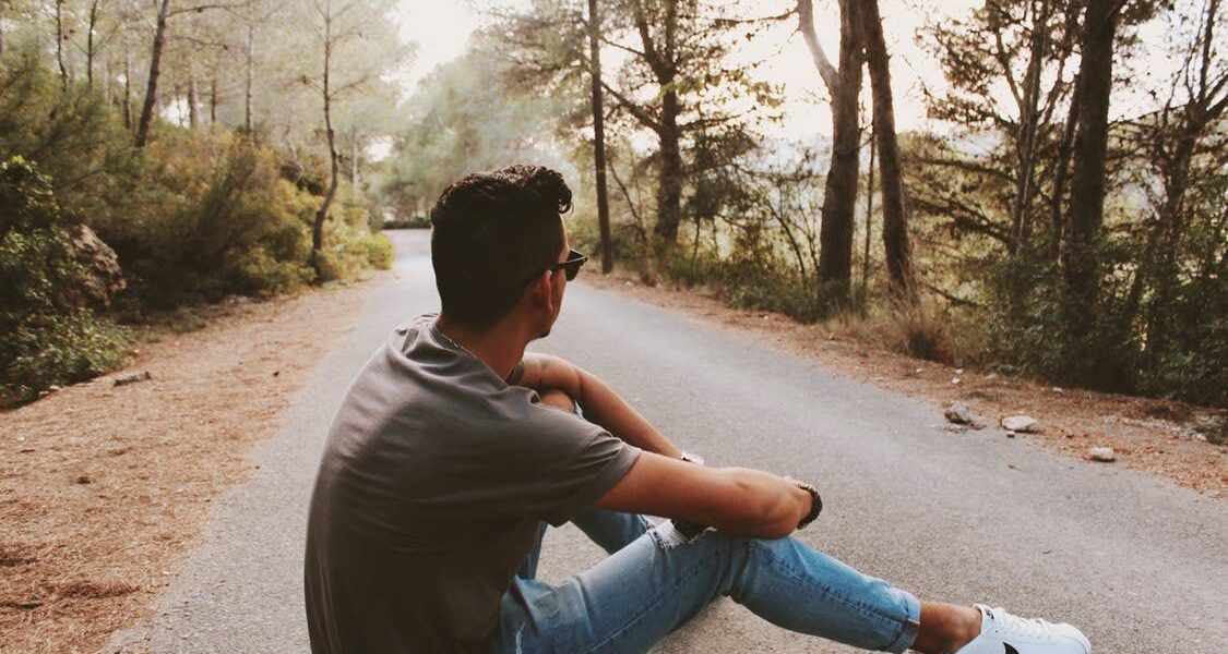 Как стать более открытой и общительной: советы психолога для женщин