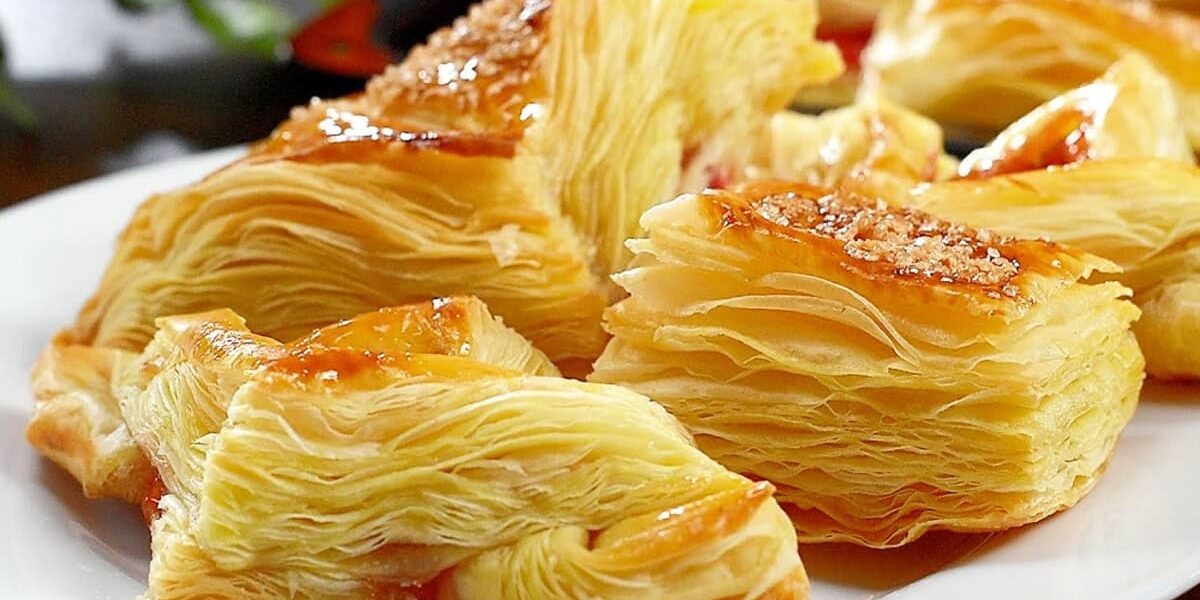 Быстрое и простое слоеное тесто дома: секреты для хозяек