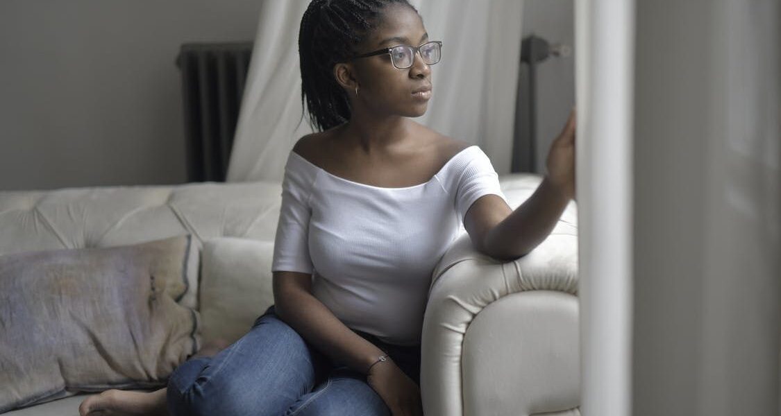 Как пережить расставание: советы психолога для женщин