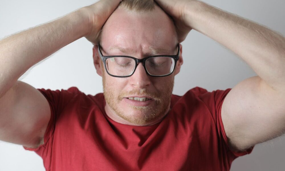 Как негативные эмоции влияют на нашу энергию и благополучие