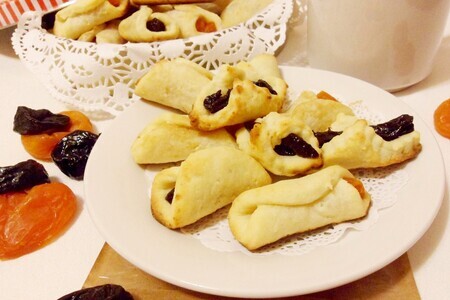 Рецепты печенья для женщин: Творожное печенье с сухофруктами