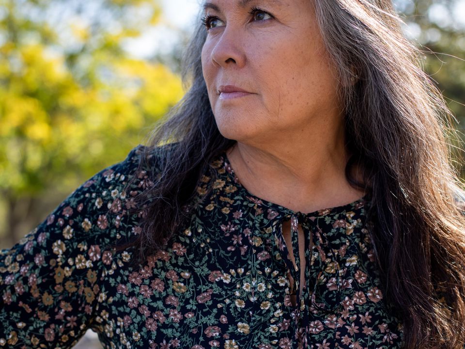 Как сохранить цвет окрашенных седых волос: главные советы для женщин