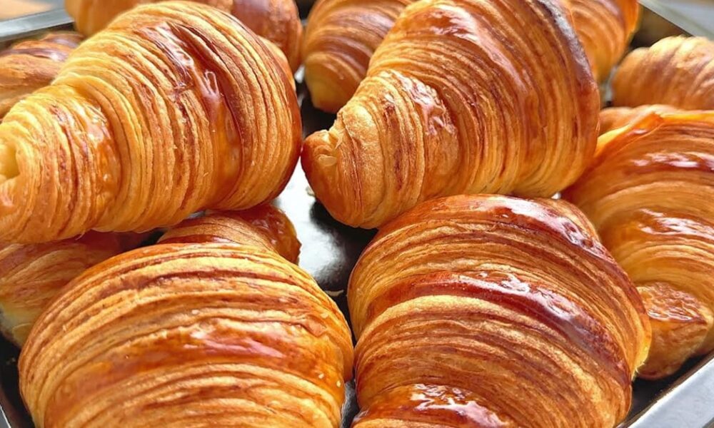 Домашние круассаны: французский рецепт и секреты идеального слоеного теста