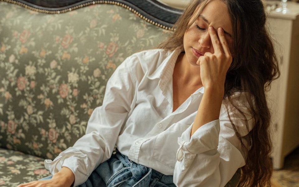 Очищаем разум: как избавиться от негативных мыслей – советы психолога для женщин