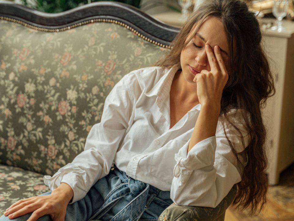 Очищаем разум: как избавиться от негативных мыслей – советы психолога для женщин