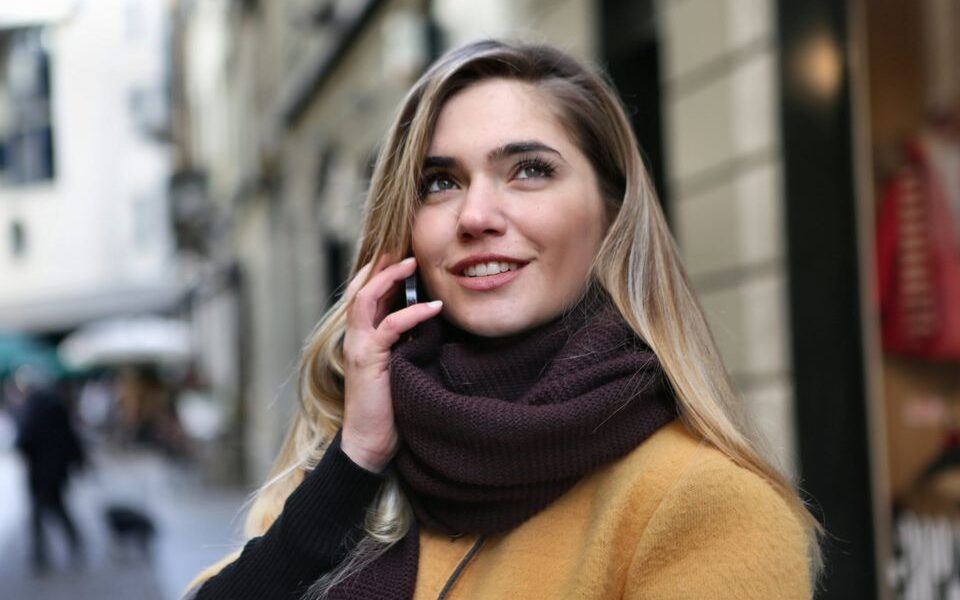 Зимний уход за волосами: какие средства лучше исключить