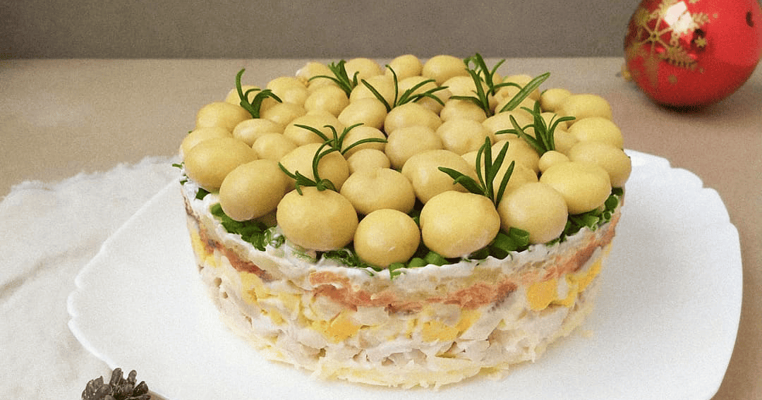 Салат "Грибная поляна": рецепт, который затмит все остальные на праздничном столе