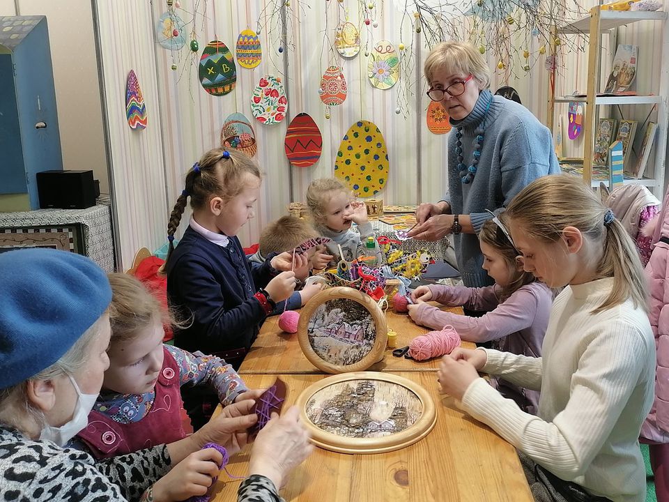 Как сохранить баланс: забота о внуках и личное счастье