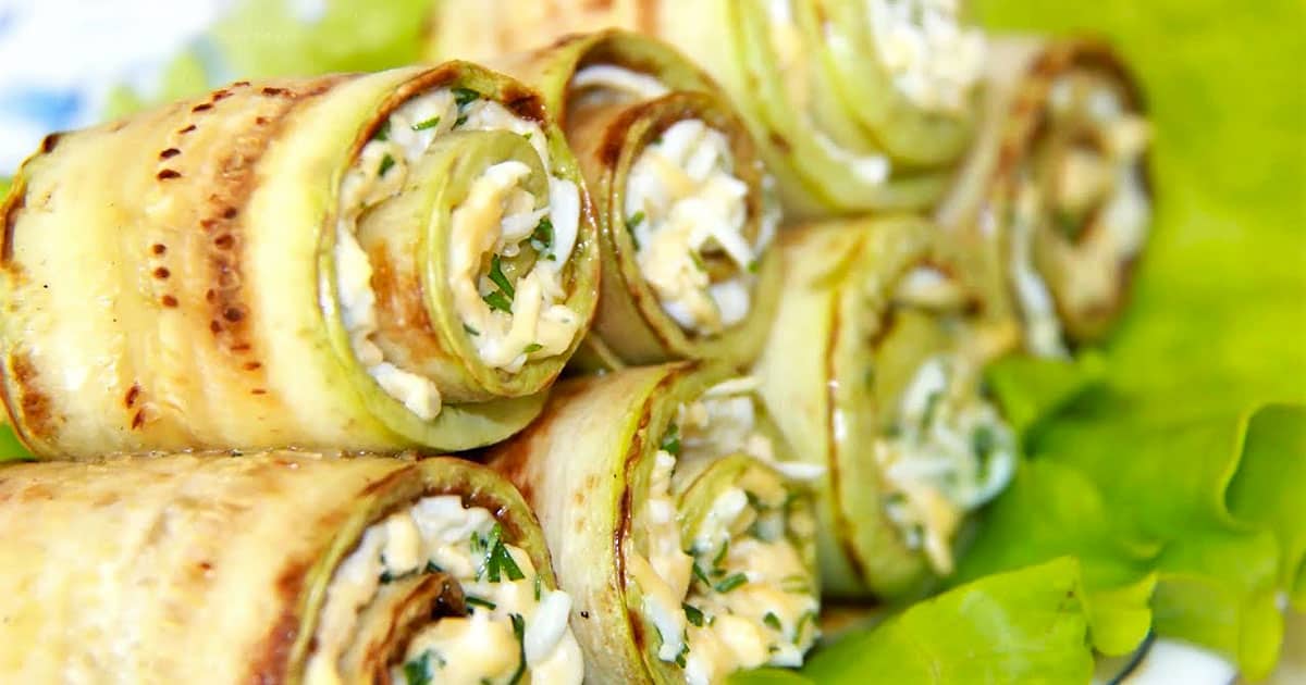 Рулетики из кабачков: простой и вкусный рецепт с любимой начинкой