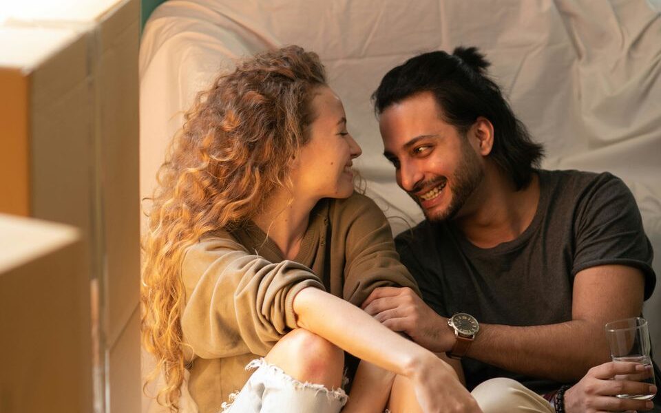 Какие качества ценят мужчины в женщинах: психология отношений