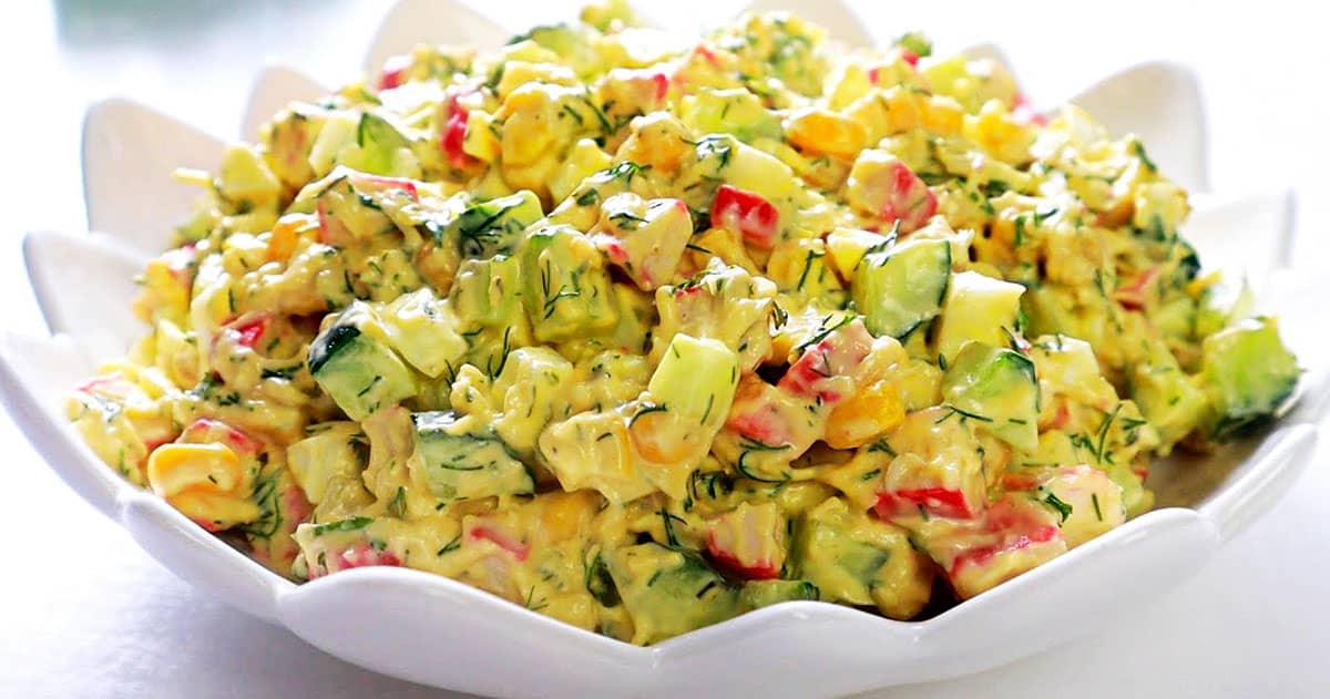Крабовый салат по-новому: секрет вкуснейшей заправки