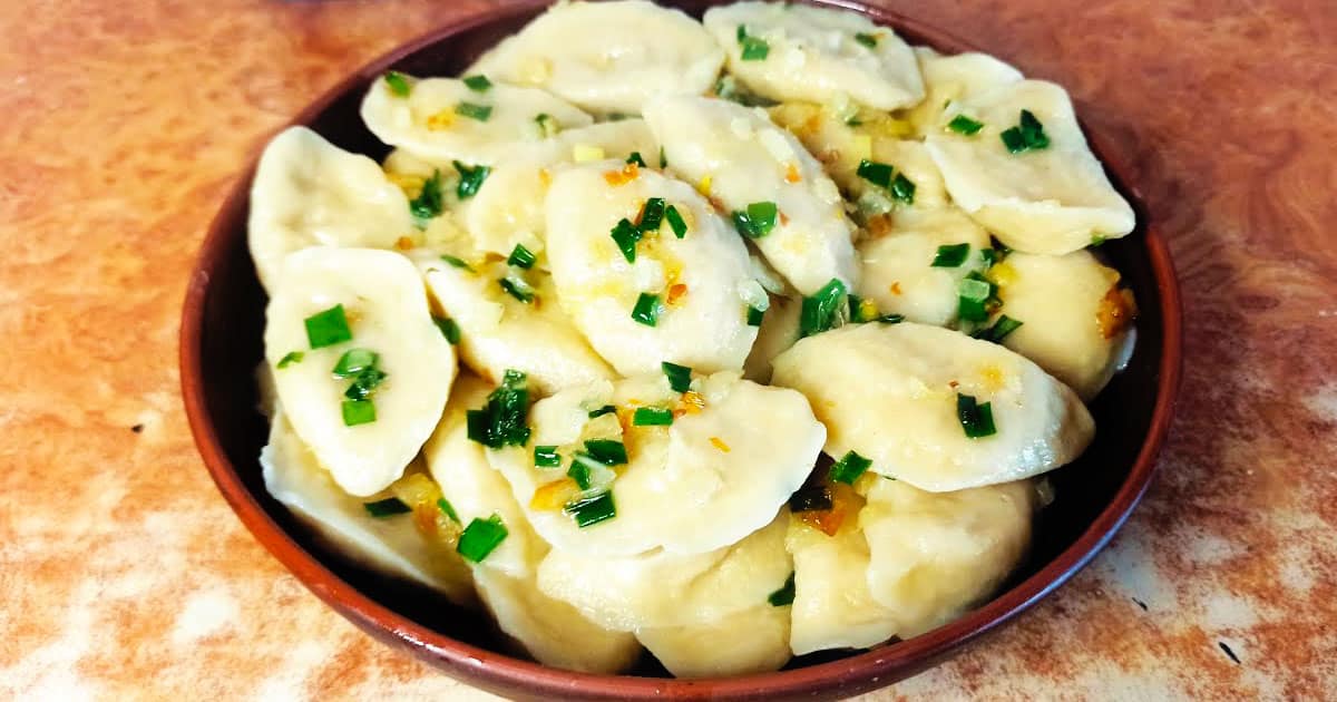 Вареники с необычной начинкой: рецепт идеального теста и вкусные начинки для всей семьи