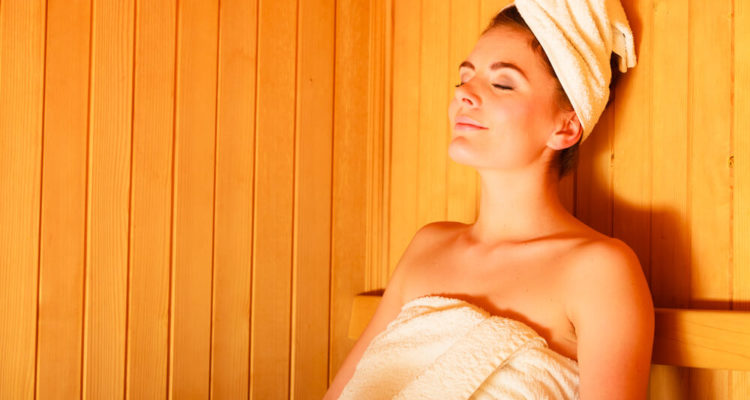 Баня для здоровья женщины: 6 причин посетить парилку