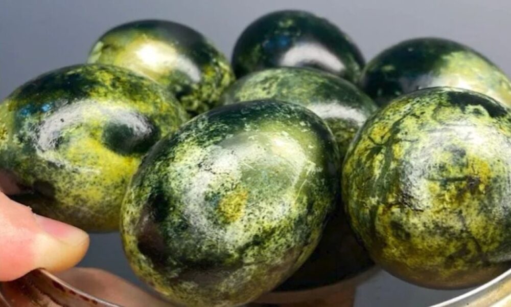 Мраморные яйца на Пасху: простой способ удивить всех