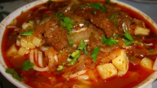 Шурпа из свинины в казане: пошаговый рецепт для приготовления на костре