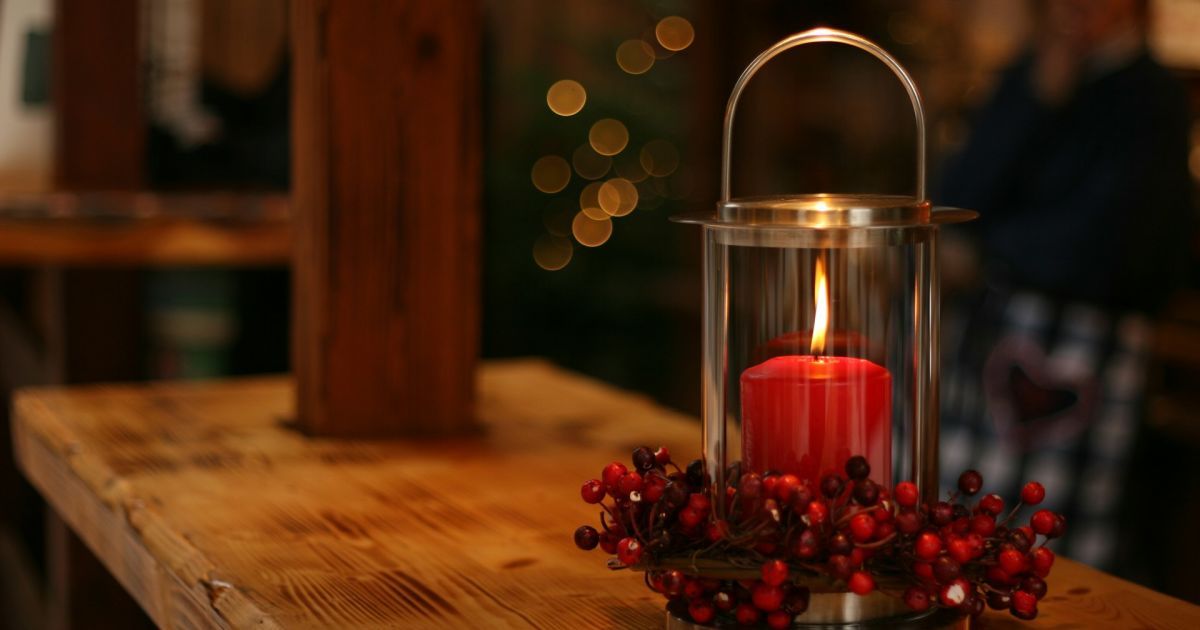 Именины 23 декабря: кого поздравлять и как отметить день ангела