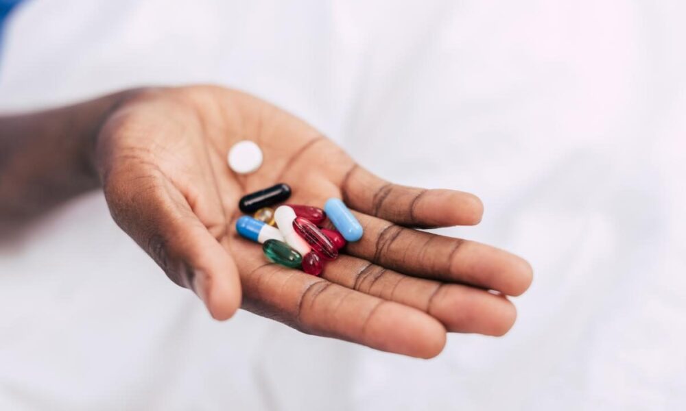 Как легко проглотить таблетку: советы для женщин