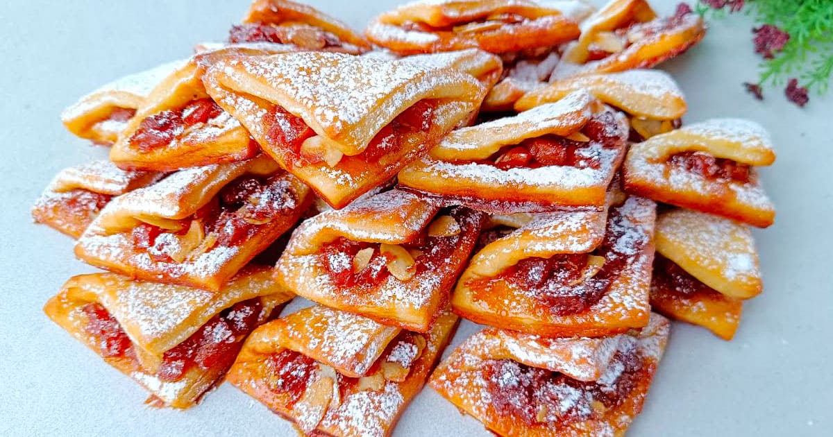 Нежное печенье на кефире с восхитительной начинкой: простой рецепт для каждой хозяйки