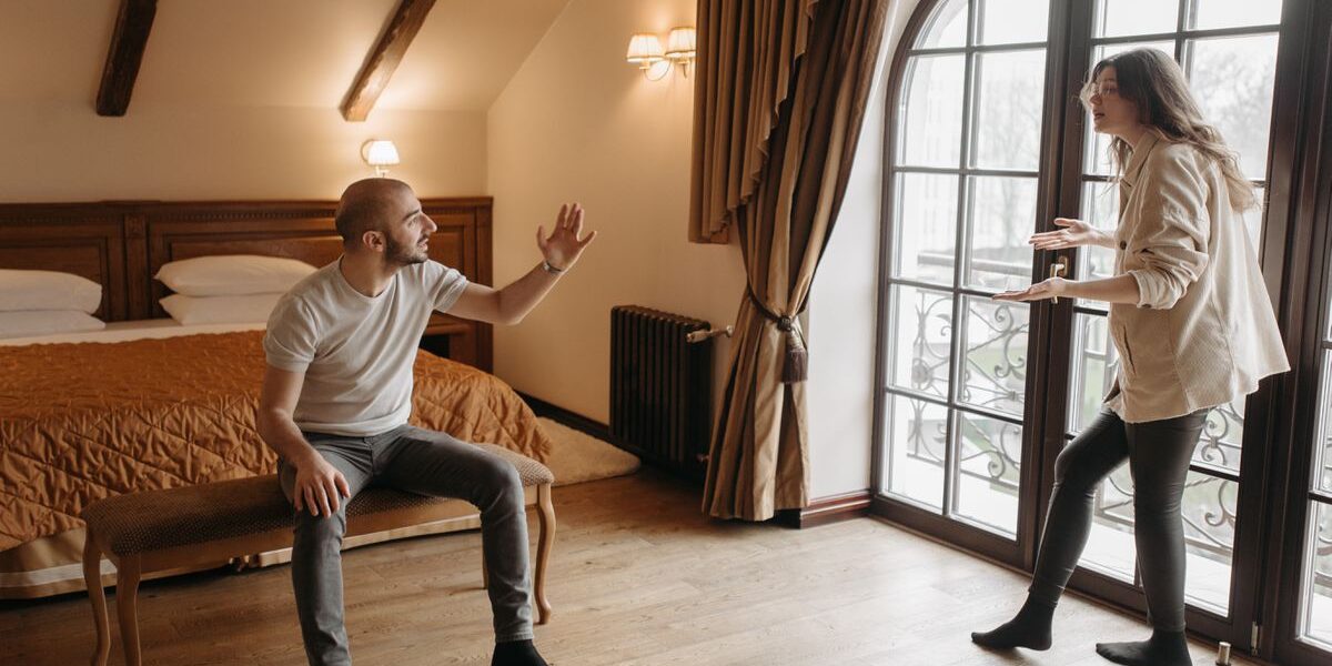 Мужчины, которые разрушают женскую самооценку: признаки и советы психолога