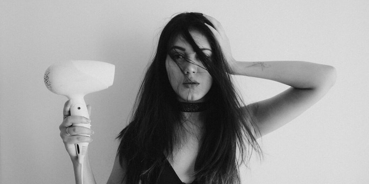 Волосы: главные ошибки в уходе, которые портят красоту