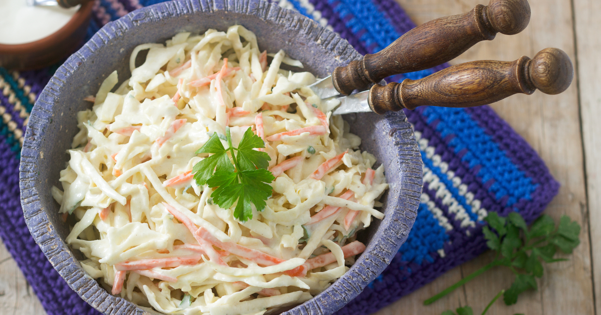 Рецепт классического коул слоу: вкусный капустный салат с идеальной заправкой