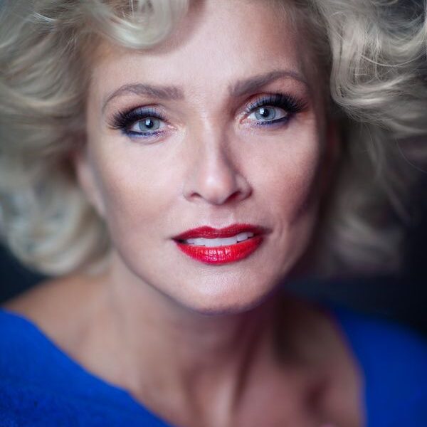 Секреты элегантного возраста: как оставаться красивой после 50