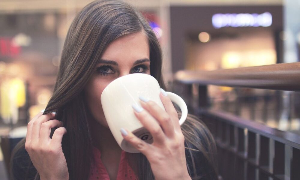 Напиток молодости: секрет гладкой кожи для женщин