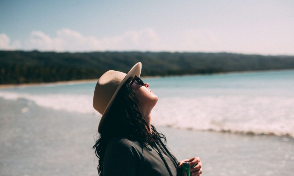 Защита волос от солнца: советы и секреты для красоты ваших локонов