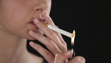 Курение и вес: правда и мифы для женщин