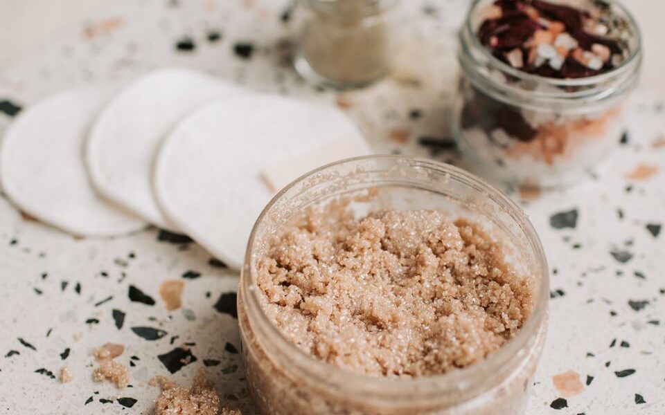 Домашний скраб для тела: рецепты для мягкой и нежной кожи зимой