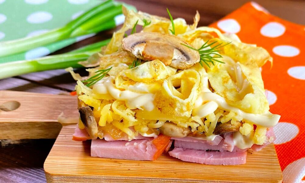 Необычный салат, который понравится даже тем, кто не любит салаты! Вкусный и простой рецепт для всей семьи