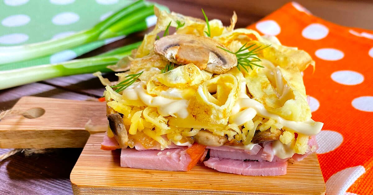 Необычный салат, который понравится даже тем, кто не любит салаты! Вкусный и простой рецепт для всей семьи