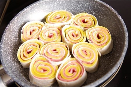 Быстрый завтрак для женщин: рецепты на сковороде за 5 минут