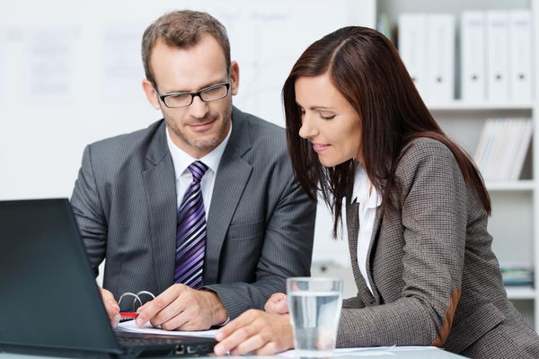 Как наладить отношения с начальником: советы психолога для женщин