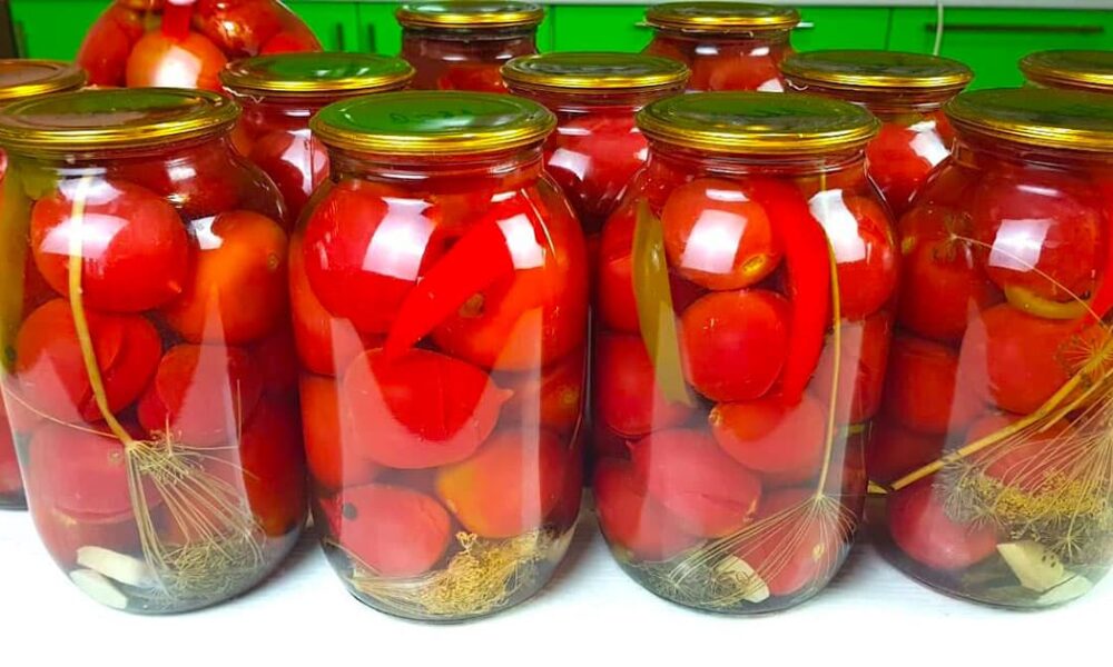 Секреты вкусных домашних заготовок: рецепты на зиму, которые исчезают первыми