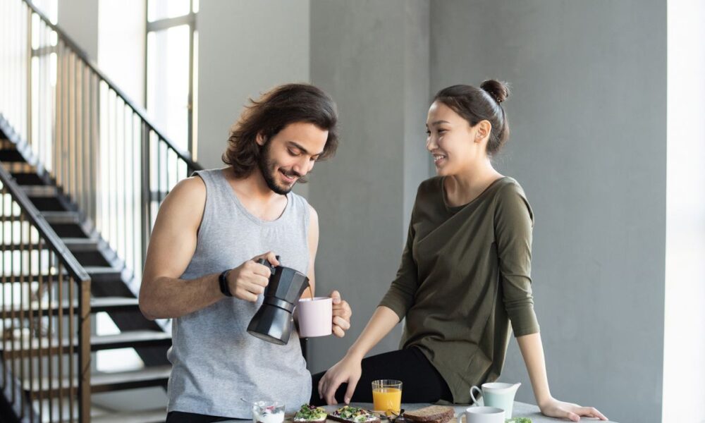 Как построить счастливые отношения с интровертом: советы психолога