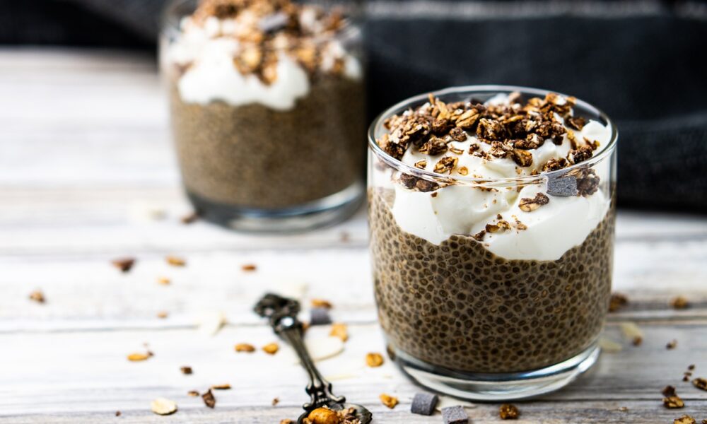 Image for: Рецепт новогодней ёлочки с шоколадным кремом: вкусный десерт для праздника. Tags: чиа, десерт, овсянка, милая...