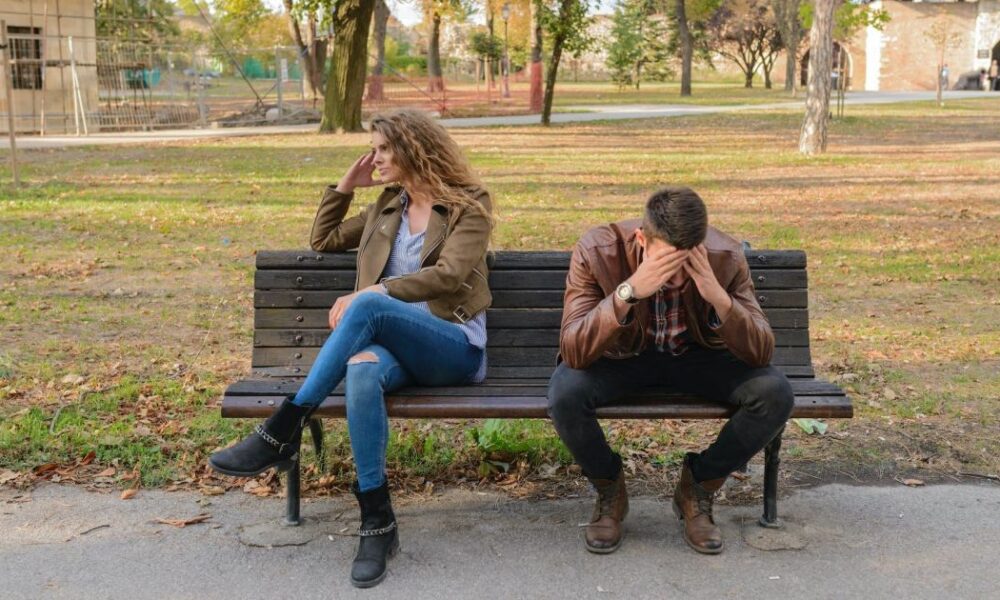 Как расстаться с любимым человеком: советы психологов для женщин