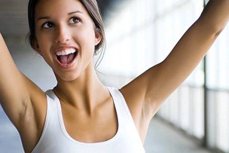 Как подтянуть руки: лучшие упражнения для тонуса кожи