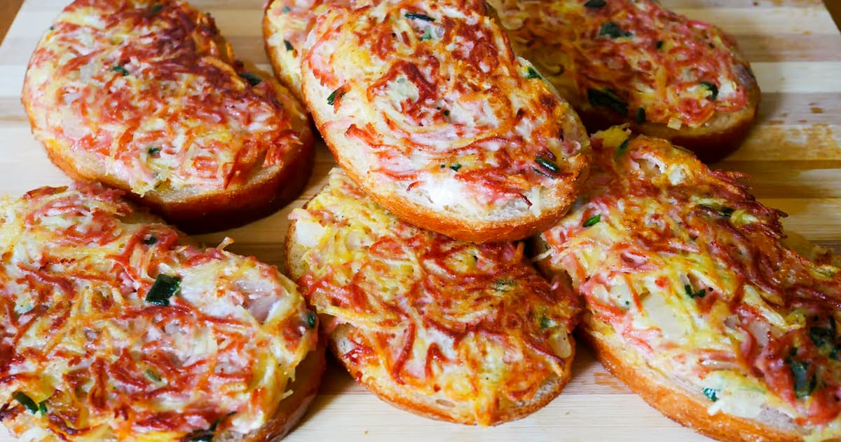 Быстрые и вкусные горячие бутерброды: рецепт из того, что есть под рукой