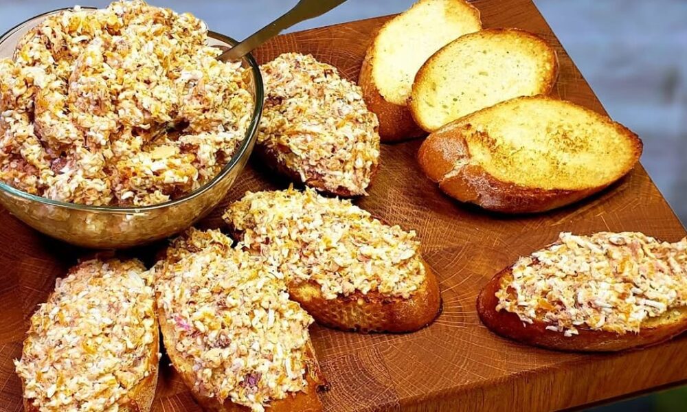 Вкусная намазка на праздничный стол: простой рецепт для каждой хозяйки