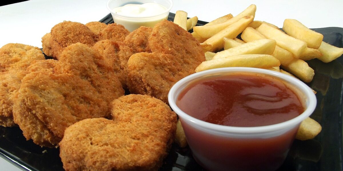 Image for: Домашние наггетсы: простой рецепт для всей семьи. Tags: куриные наггетсы, фри, окунать, соус, жареный, барбек...