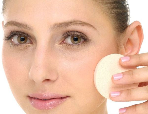 Идеальный тон лица: как правильно наносить тональный крем