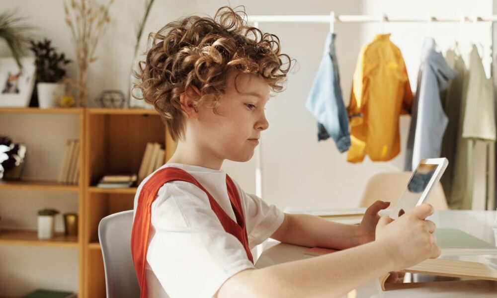 Ребенок ничем не увлекается: причины и что делать