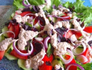 Грузинский салат: простой рецепт для женщин