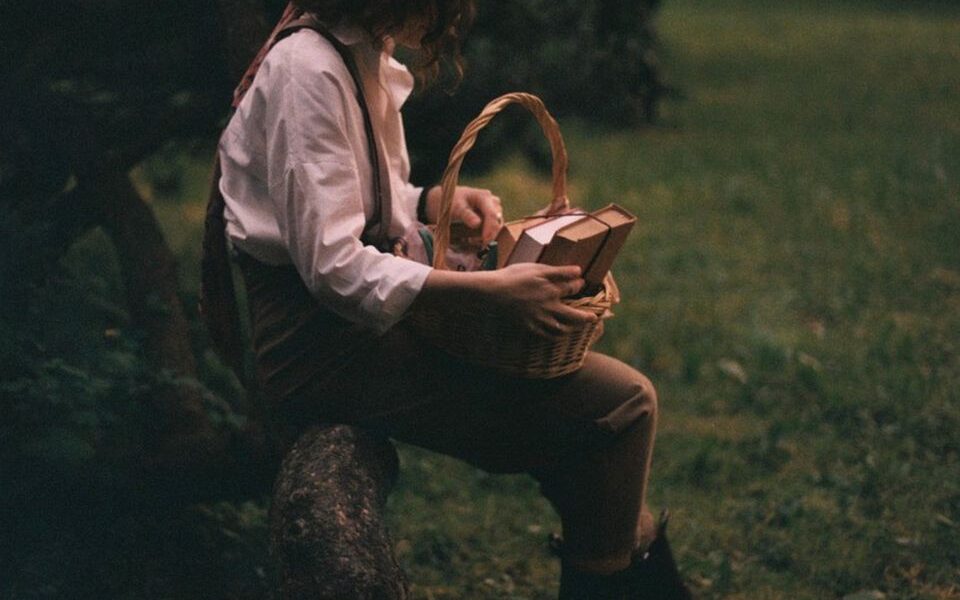 Как пережить расставание: советы психологов для женщин