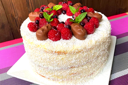 Быстрый кокосовый торт на сковороде: простой рецепт для женщин